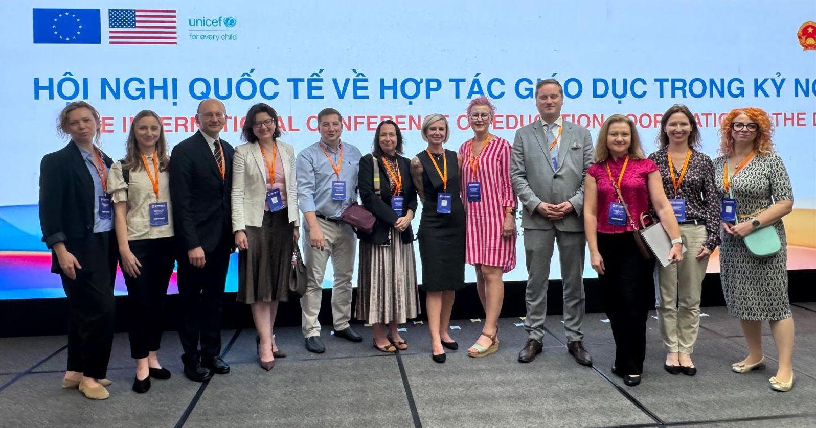 Group photo of the participants in the diplomatic meeting in Vietnam