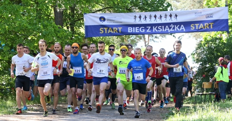 Run with a book Runners