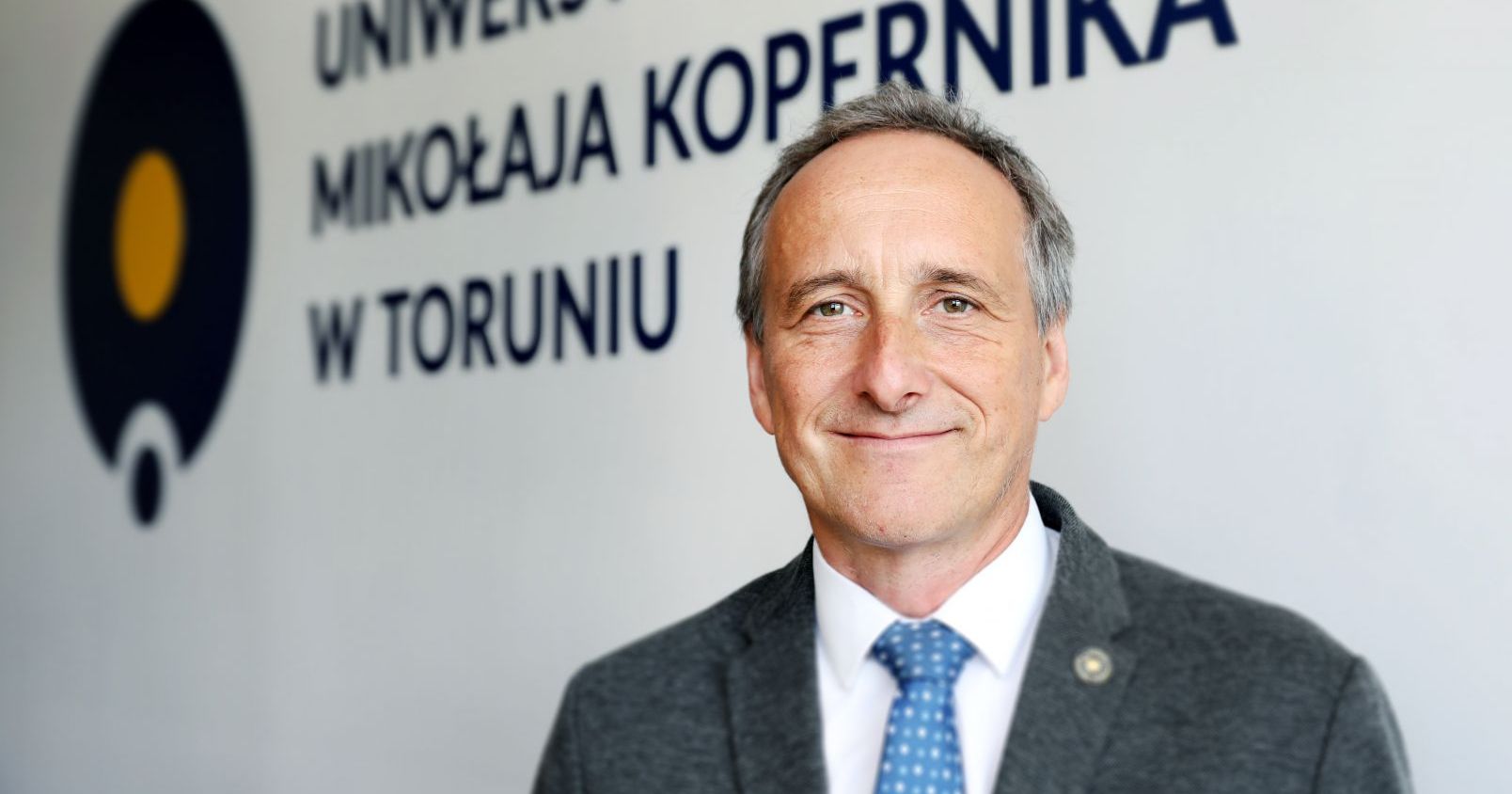 Zdjęcie portretowe prof. dr. hab. Przemysława Nehringa