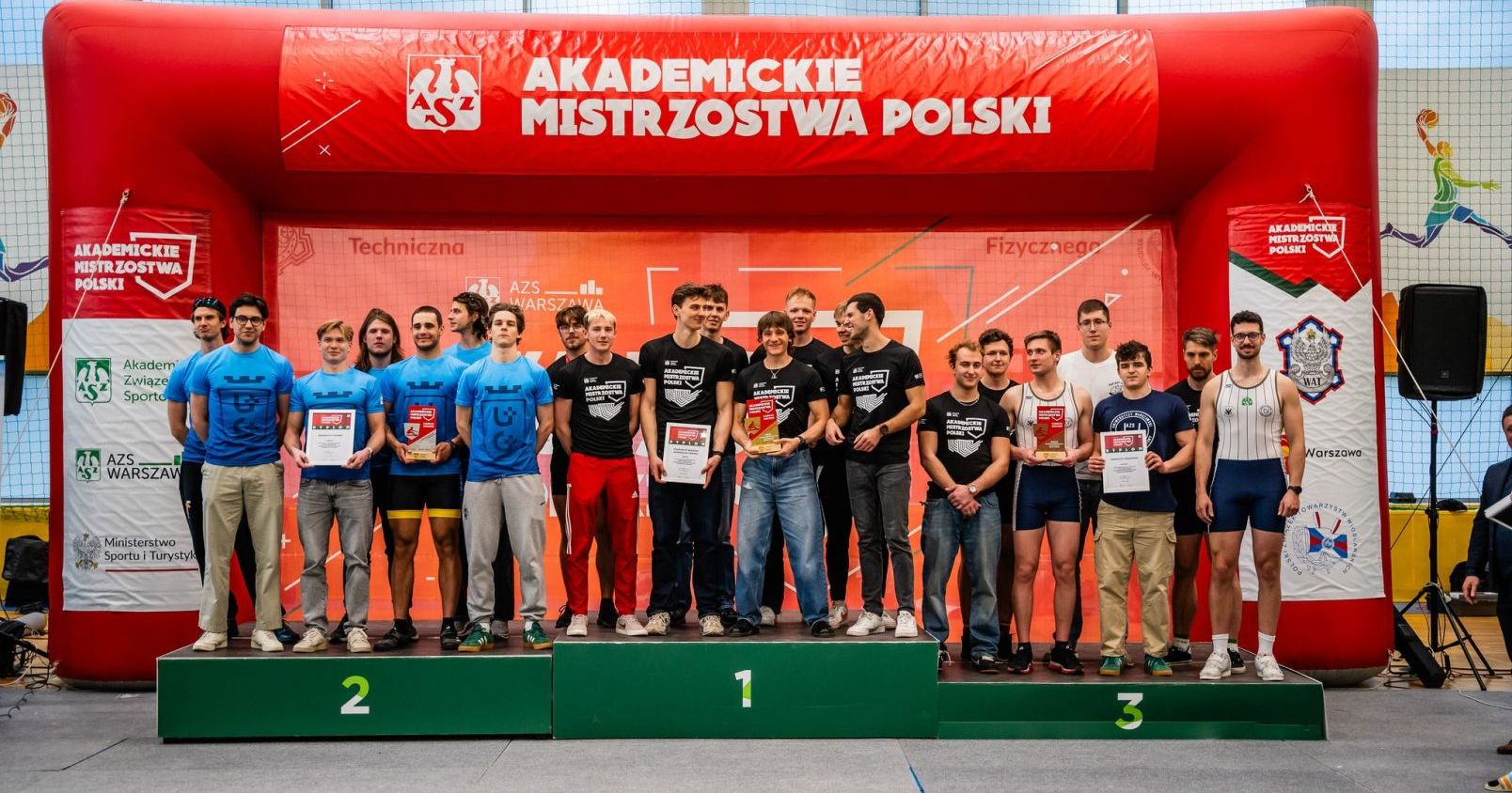 Medalowe sukcesy w AMP