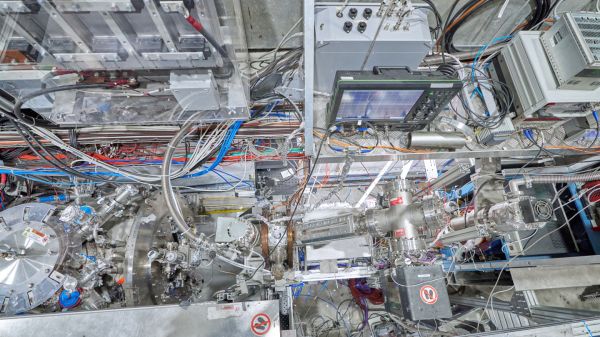 Eksperymenty z antymaterią w CERN (Image: CERN) [Eksperymenty z antymaterią w CERN (Image: CERN)] Kliknij, aby powiększyć zdjęcie