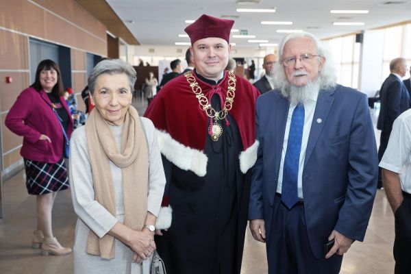 Inauguracja roku akademickiego 2024/2025 (1.10.2024) [fot. Andrzej Romański] Kliknij, aby powiększyć zdjęcie