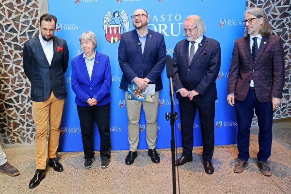 Konferencja prasowa dotycząca współpracy Uniwersytetu Mikołaja Kopernika z władzami miasta Torunia [Andrzej Romański] Kliknij, aby powiększyć zdjęcie