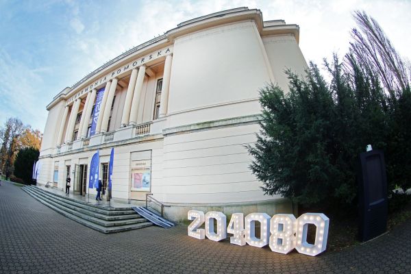 Jubileusze Collegium Medicum UMK uroczystość w Bydgoszczy (Filharmonia Pomorska,  25.11.2024) [fot. Andrzej Romański] Kliknij, aby powiększyć zdjęcie