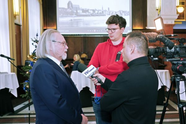 Spotkanie noworoczne w Collegium Maximum UMK (8.01.2025) [fot. Andrzej Romański] Kliknij, aby powiększyć zdjęcie