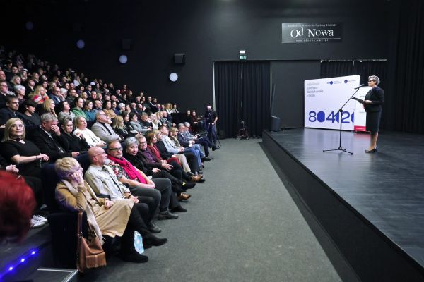 Wernisaż wystawy "Wyśniony Świat" Jacka Yerki  (Od Nowa, 20.01.2025) [fot. Andrzej Romański] Kliknij, aby powiększyć zdjęcie