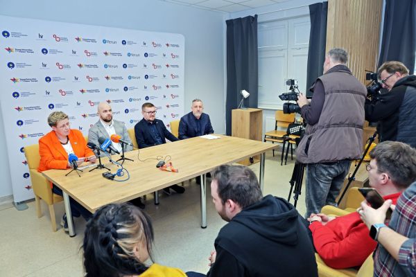 Konferencja prasowa nt podyplomowych studiów rowerowych (24.01.25, WNoZiGP) [fot. Andrzej Romański] Kliknij, aby powiększyć zdjęcie