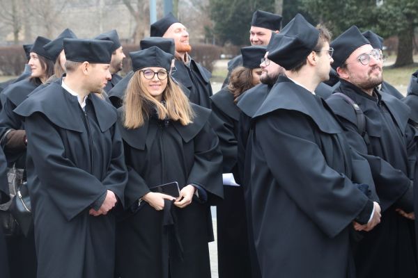 Uroczystość Święta Uniwersytetu jubileusz 80-lecia UMK (19.02.2025) [fot. Andrzej Romański] Kliknij, aby powiększyć zdjęcie