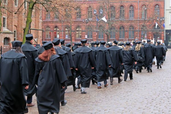 Uroczystość Święta Uniwersytetu jubileusz 80-lecia UMK (19.02.2025) [fot. Andrzej Romański] Kliknij, aby powiększyć zdjęcie