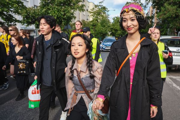 Piernikalia 2025 pochód ulicami miasta (16.05.2025) [fot. Andrzej Romański] Kliknij, aby powiększyć zdjęcie