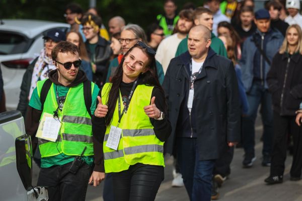 Piernikalia 2025 pochód ulicami miasta (16.05.2025) [fot. Andrzej Romański] Kliknij, aby powiększyć zdjęcie