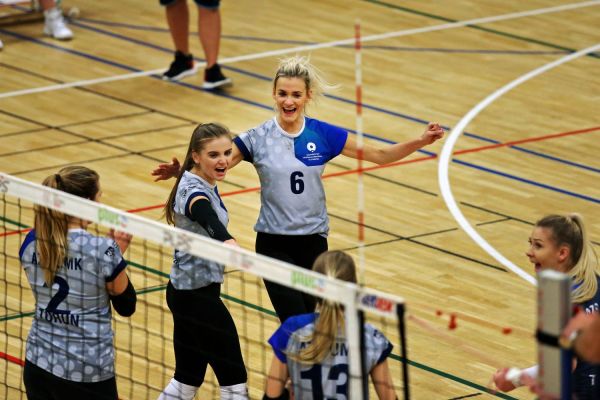 Women's volleyball  (2.league)  [Andrzej Romański] Click to enlarge image