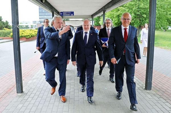 Wizyta Wiceministra Nauki i Szkolnictwa Wyższego Marka Gzika  (29.05.2025)  [fot. Andrzej Romański] Kliknij, aby powiększyć zdjęcie