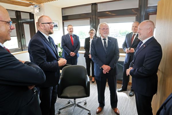 Wizyta Wiceministra Nauki i Szkolnictwa Wyższego Marka Gzika  (29.05.2025)  [fot. Andrzej Romański] Kliknij, aby powiększyć zdjęcie