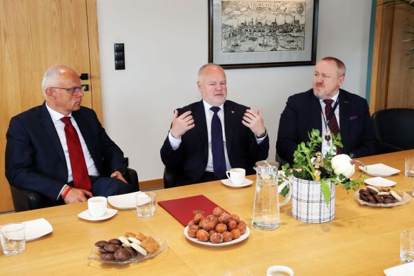 Wizyta Wiceministra Nauki i Szkolnictwa Wyższego Marka Gzika  (29.05.2025)  [fot. Andrzej Romański] Kliknij, aby powiększyć zdjęcie