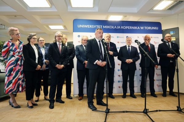 Wizyta Wiceministra Nauki i Szkolnictwa Wyższego Marka Gzika  (29.05.2025)  [fot. Andrzej Romański] Kliknij, aby powiększyć zdjęcie