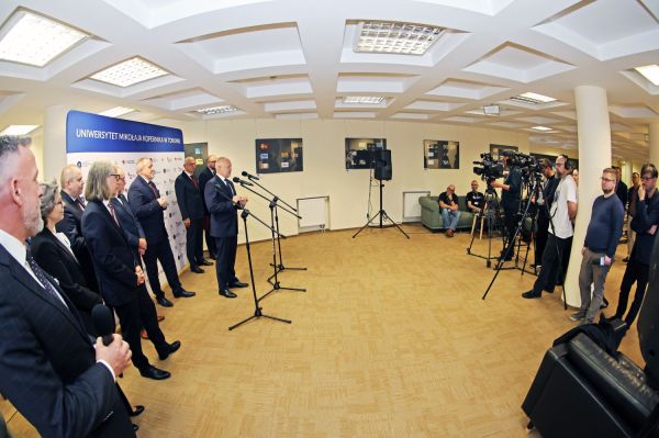 Wizyta Wiceministra Nauki i Szkolnictwa Wyższego Marka Gzika  (29.05.2025)  [fot. Andrzej Romański] Kliknij, aby powiększyć zdjęcie