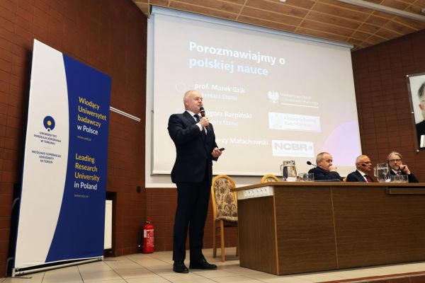Wizyta Wiceministra Nauki i Szkolnictwa Wyższego Marka Gzika  (29.05.2025)  [fot. Andrzej Romański] Kliknij, aby powiększyć zdjęcie