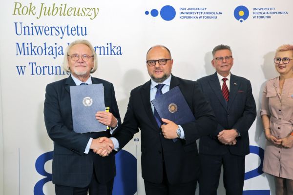  Kliknij, aby powiększyć zdjęcie