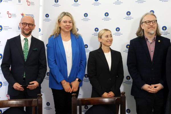  Kliknij, aby powiększyć zdjęcie