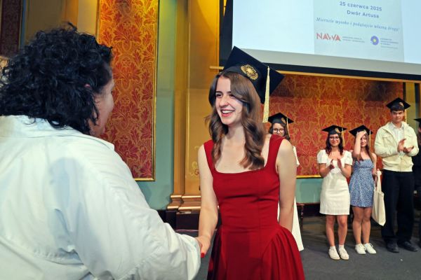 Zakończenie kursu "zerówka" Studium Kultury i Języka Polskiego dla Obcokrajowców [fot. Andrzej Romański] Kliknij, aby powiększyć zdjęcie