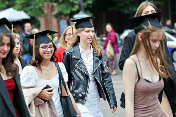 Zakończenie kursu "zerówka" Studium Kultury i Języka Polskiego dla Obcokrajowców [fot. Andrzej Romański] Kliknij, aby powiększyć zdjęcie