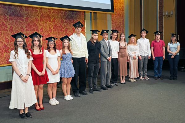 Zakończenie kursu "zerówka" Studium Kultury i Języka Polskiego dla Obcokrajowców [fot. Andrzej Romański] Kliknij, aby powiększyć zdjęcie