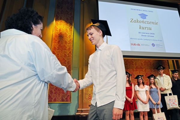 Zakończenie kursu "zerówka" Studium Kultury i Języka Polskiego dla Obcokrajowców [fot. Andrzej Romański] Kliknij, aby powiększyć zdjęcie