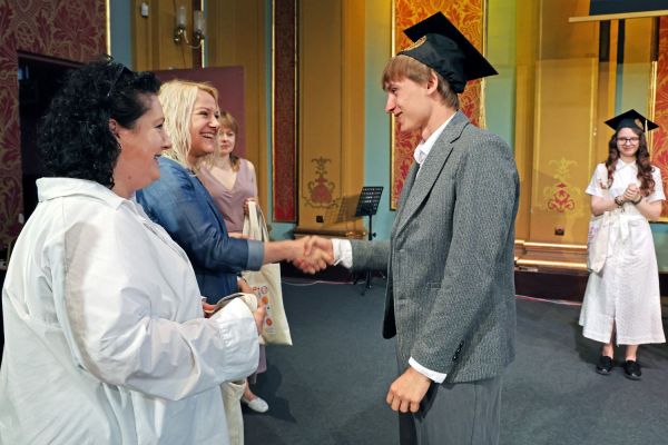 Zakończenie kursu "zerówka" Studium Kultury i Języka Polskiego dla Obcokrajowców [fot. Andrzej Romański] Kliknij, aby powiększyć zdjęcie