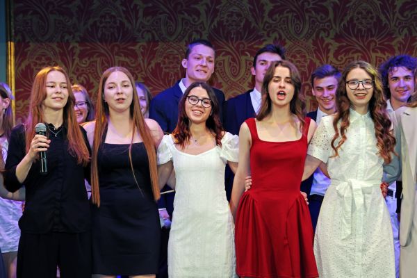 Zakończenie kursu "zerówka" Studium Kultury i Języka Polskiego dla Obcokrajowców [fot. Andrzej Romański] Kliknij, aby powiększyć zdjęcie