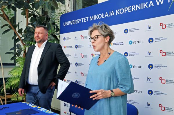 Umowa w spr obiegu papieru z firmą Miklan-Ryza  (ICNT, 01.07.2025) [fot. Andrzej Romański] Kliknij, aby powiększyć zdjęcie