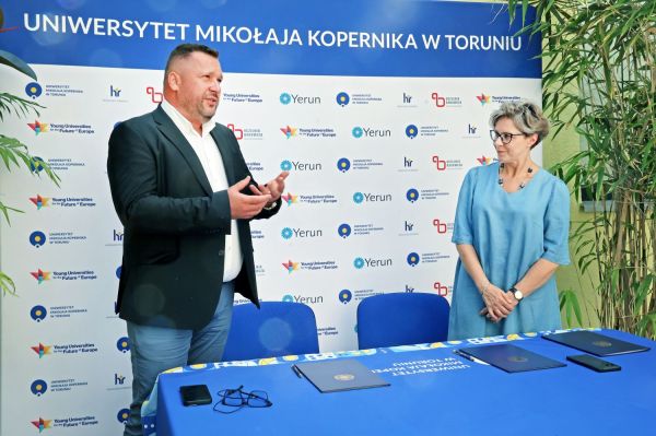 Umowa w spr obiegu papieru z firmą Miklan-Ryza  (ICNT, 01.07.2025) [fot. Andrzej Romański] Kliknij, aby powiększyć zdjęcie
