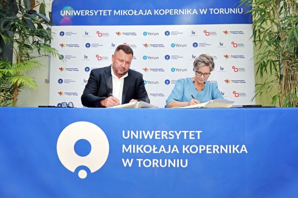Umowa w spr obiegu papieru z firmą Miklan-Ryza  (ICNT, 01.07.2025) [fot. Andrzej Romański] Kliknij, aby powiększyć zdjęcie