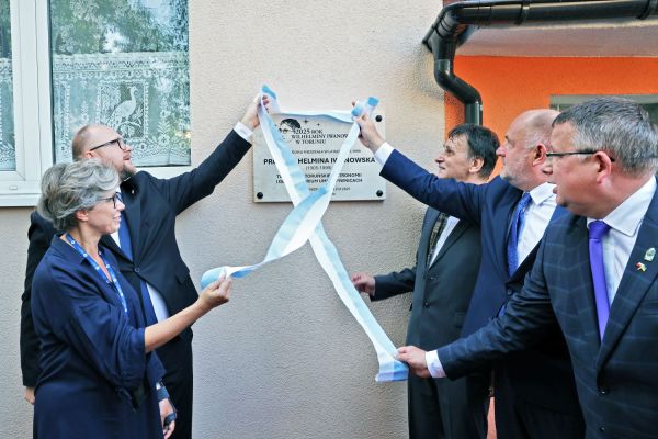 Obchody 120. rocznicy urodzin prof. Wilhelminy Iwanowskiej (2.09.2025) [fot. Andrzej Romański] Kliknij, aby powiększyć zdjęcie