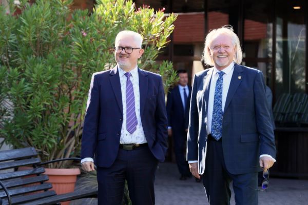 Umowa o powołaniu Polskiego Konsorcjum projektu SKA Observatory (SKAO) (Piwnice.15.09.2025) [fot. Andrzej Romański] Kliknij, aby powiększyć zdjęcie