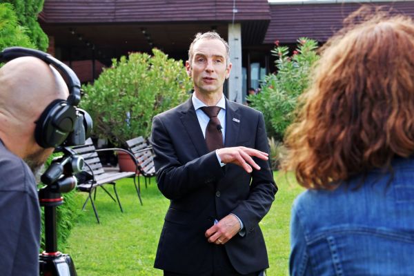 Umowa o powołaniu Polskiego Konsorcjum projektu SKA Observatory (SKAO) (Piwnice.15.09.2025) [fot. Andrzej Romański] Kliknij, aby powiększyć zdjęcie