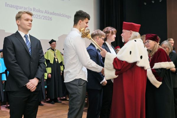  Kliknij, aby powiększyć zdjęcie