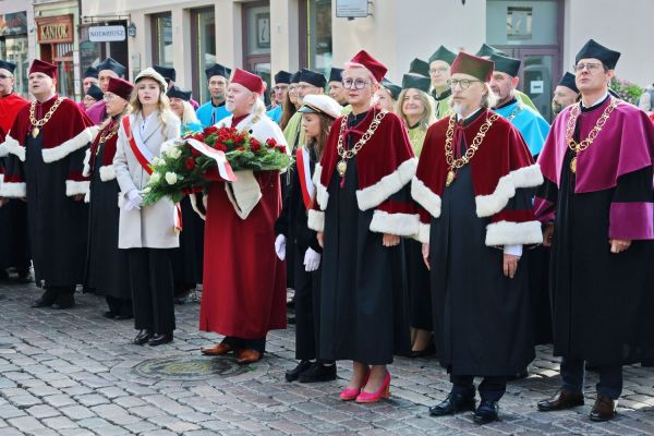  Kliknij, aby powiększyć zdjęcie