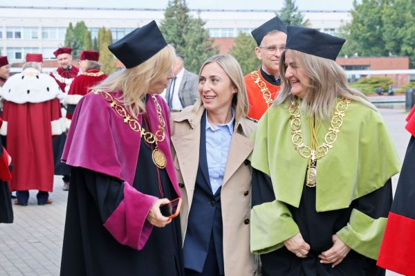  Kliknij, aby powiększyć zdjęcie