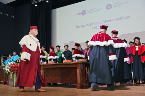  Kliknij, aby powiększyć zdjęcie