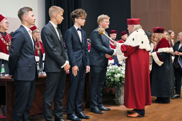  Kliknij, aby powiększyć zdjęcie