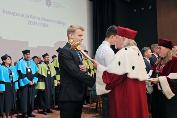  Kliknij, aby powiększyć zdjęcie