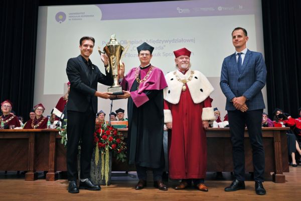  Kliknij, aby powiększyć zdjęcie
