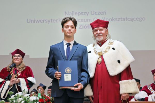  Kliknij, aby powiększyć zdjęcie