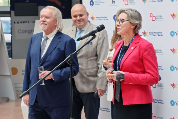  Kliknij, aby powiększyć zdjęcie