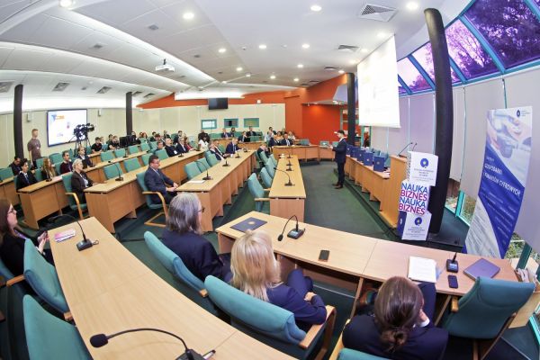  Kliknij, aby powiększyć zdjęcie