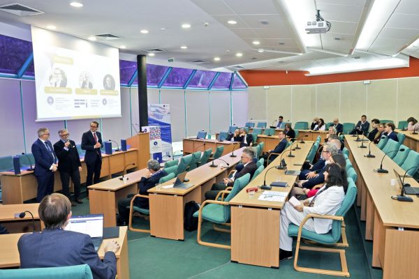  Kliknij, aby powiększyć zdjęcie