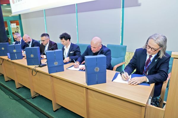  Kliknij, aby powiększyć zdjęcie