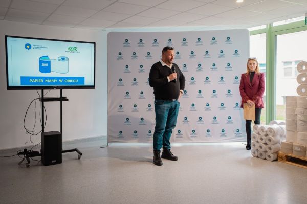 Kliknij, aby powiększyć zdjęcie