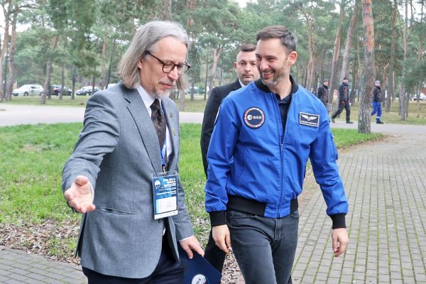 Astronauta Sławosz Uznański-Wiśniewski na UMK (Aula UMK, 20.11.2025) [fot. Andrzej Romański] Kliknij, aby powiększyć zdjęcie